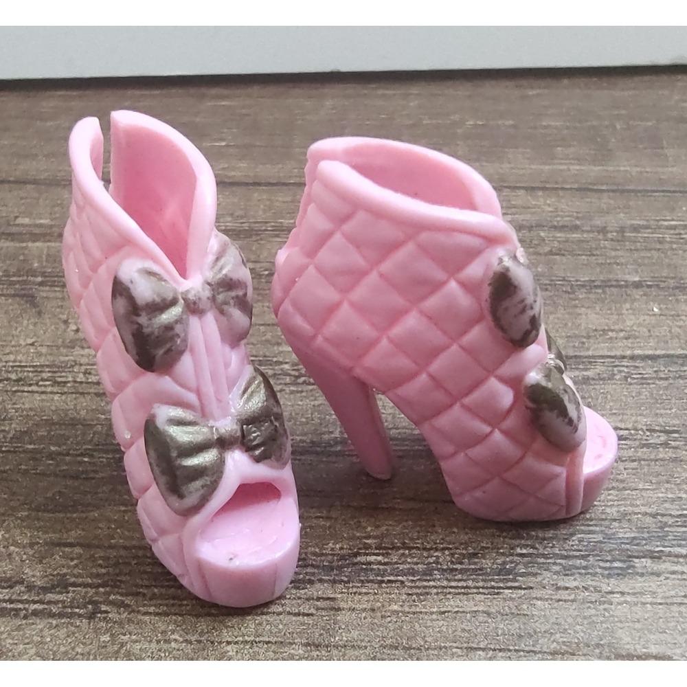 Mattel Barbie Doll Shoes Light Pink Quilted High Heel Pumps Gold Bows Open Toe